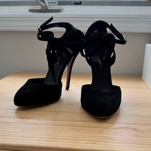 Vionnet Black Suede Ankle-Strap High Heels with Bow Accent